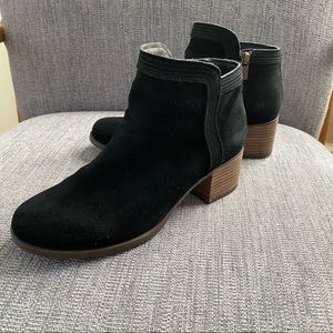 Koolaburra by UGG black boots